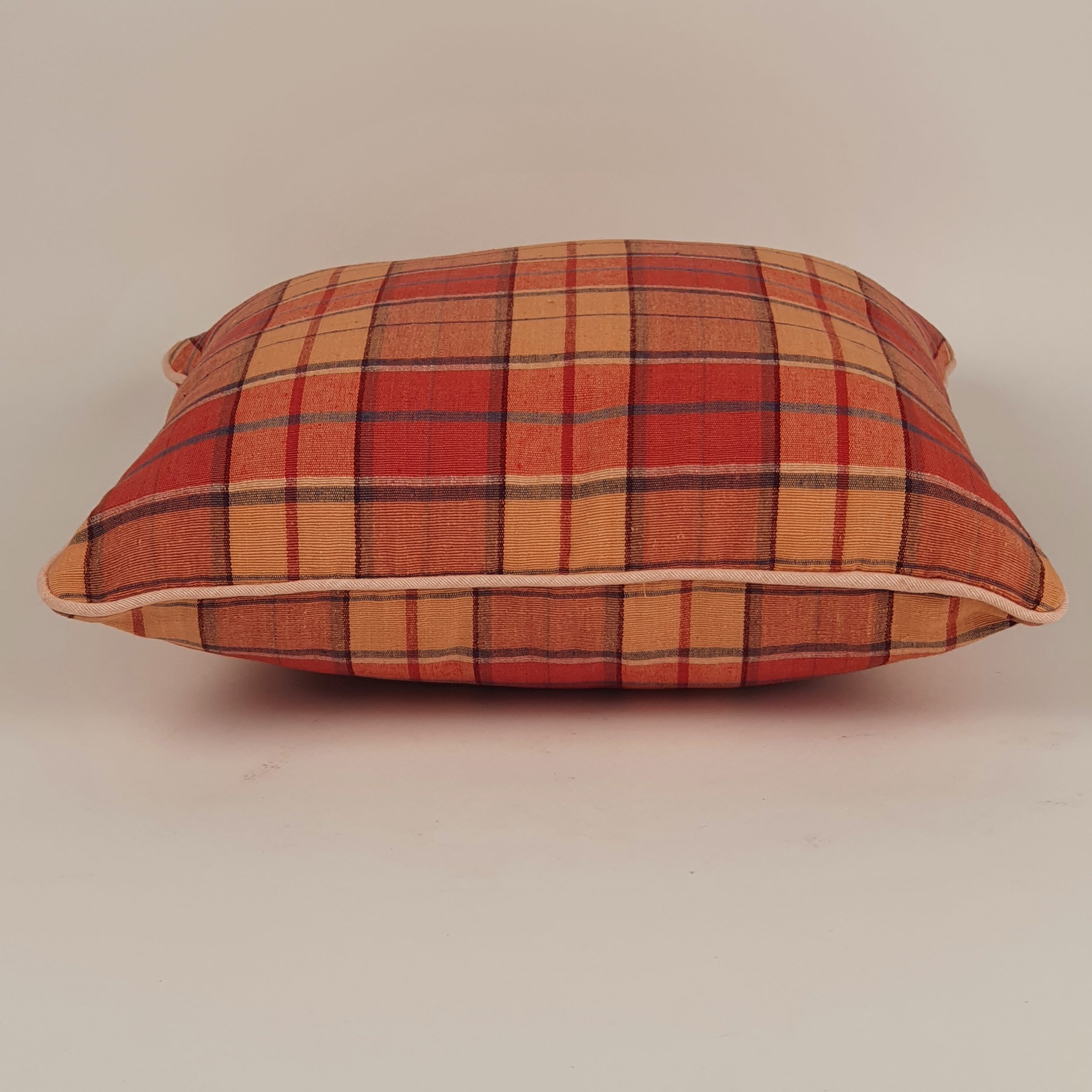 Spice Island Chilli Red Cinnamon Blue Ginger Cushion 36x36cm - Image 2